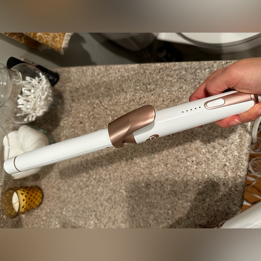 T3 Convertible base curling iron